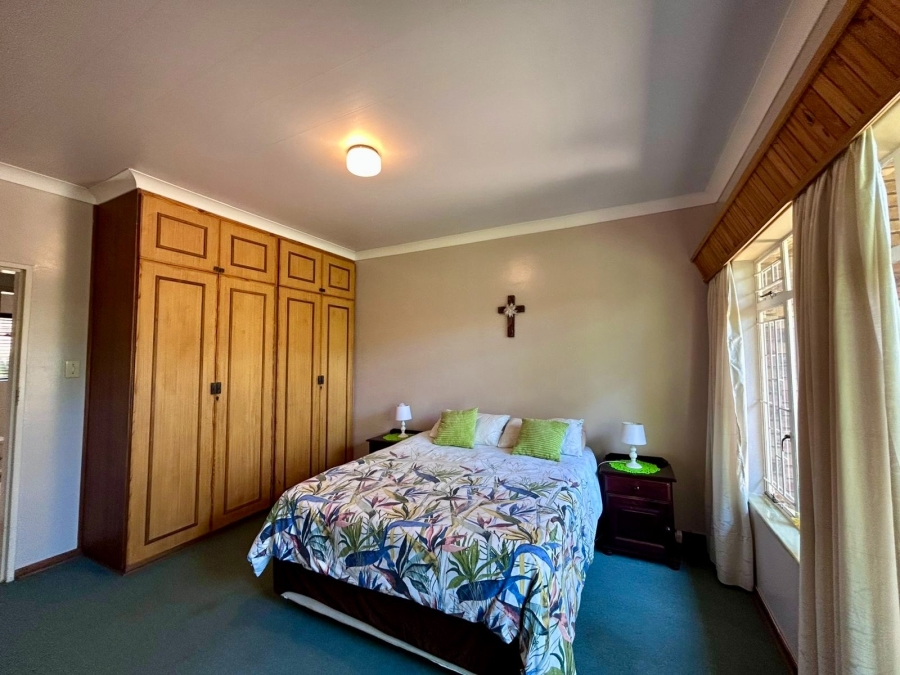 3 Bedroom Property for Sale in Flamwood North West